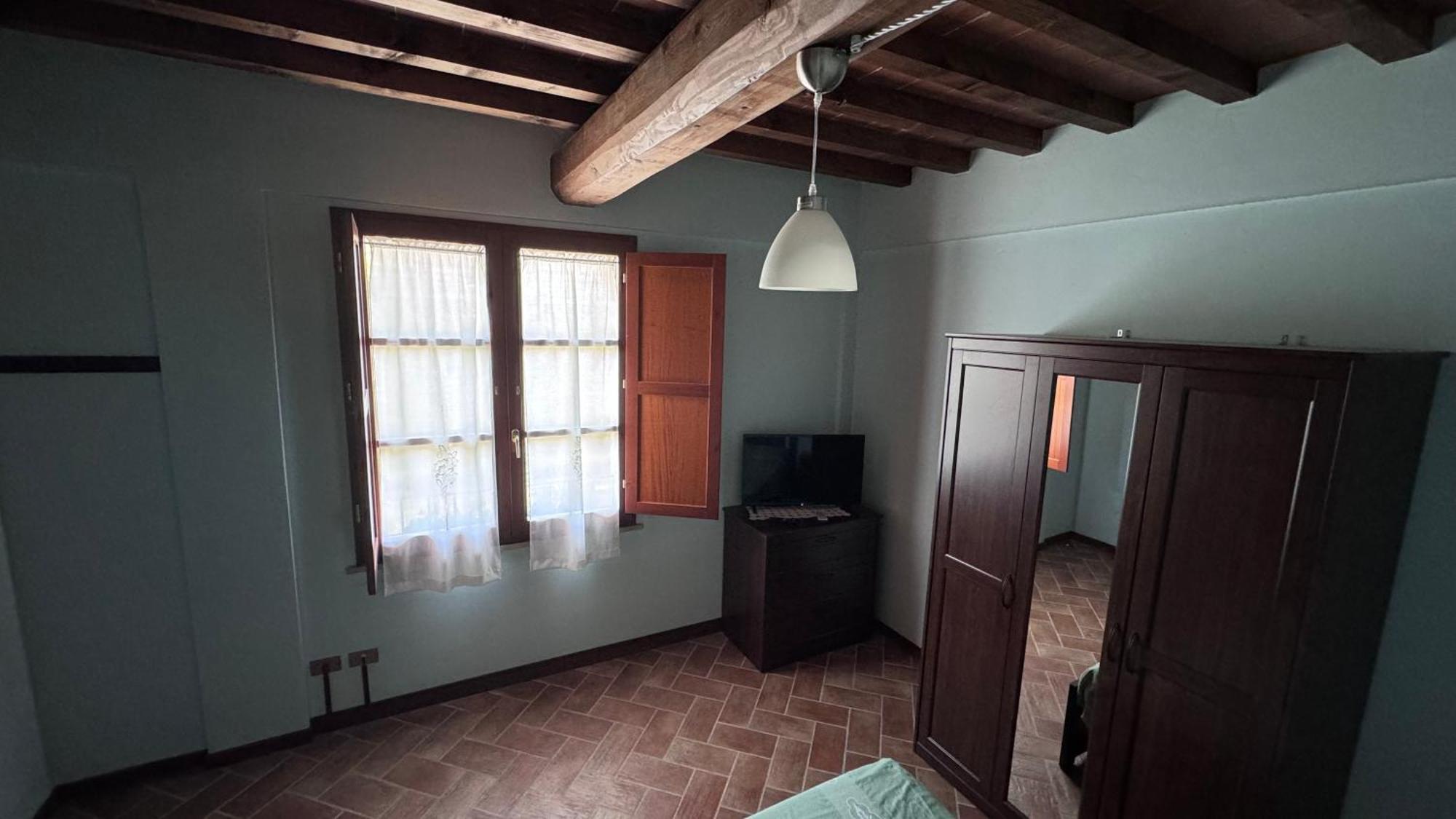 Appartamento Isenesi Gambassi Terme Exterior photo
