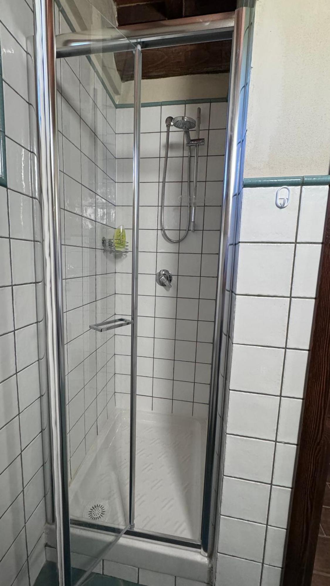 Appartamento Isenesi Gambassi Terme Exterior photo