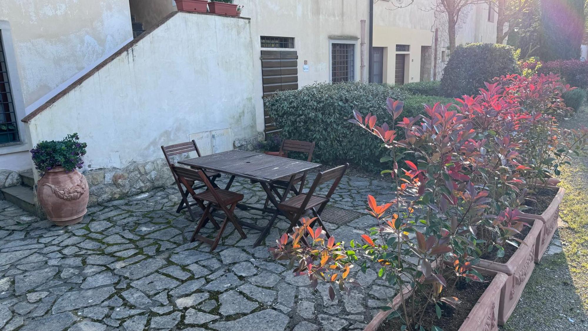 Appartamento Isenesi Gambassi Terme Exterior photo