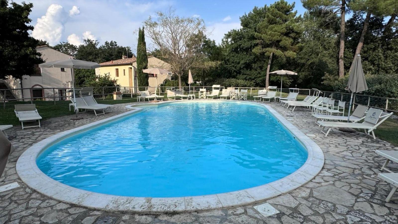 Appartamento Isenesi Gambassi Terme Exterior photo